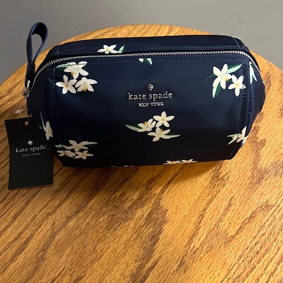 kate spade Bags Nwt Kate Spade Orange Blossom Makeup Bag Poshmark